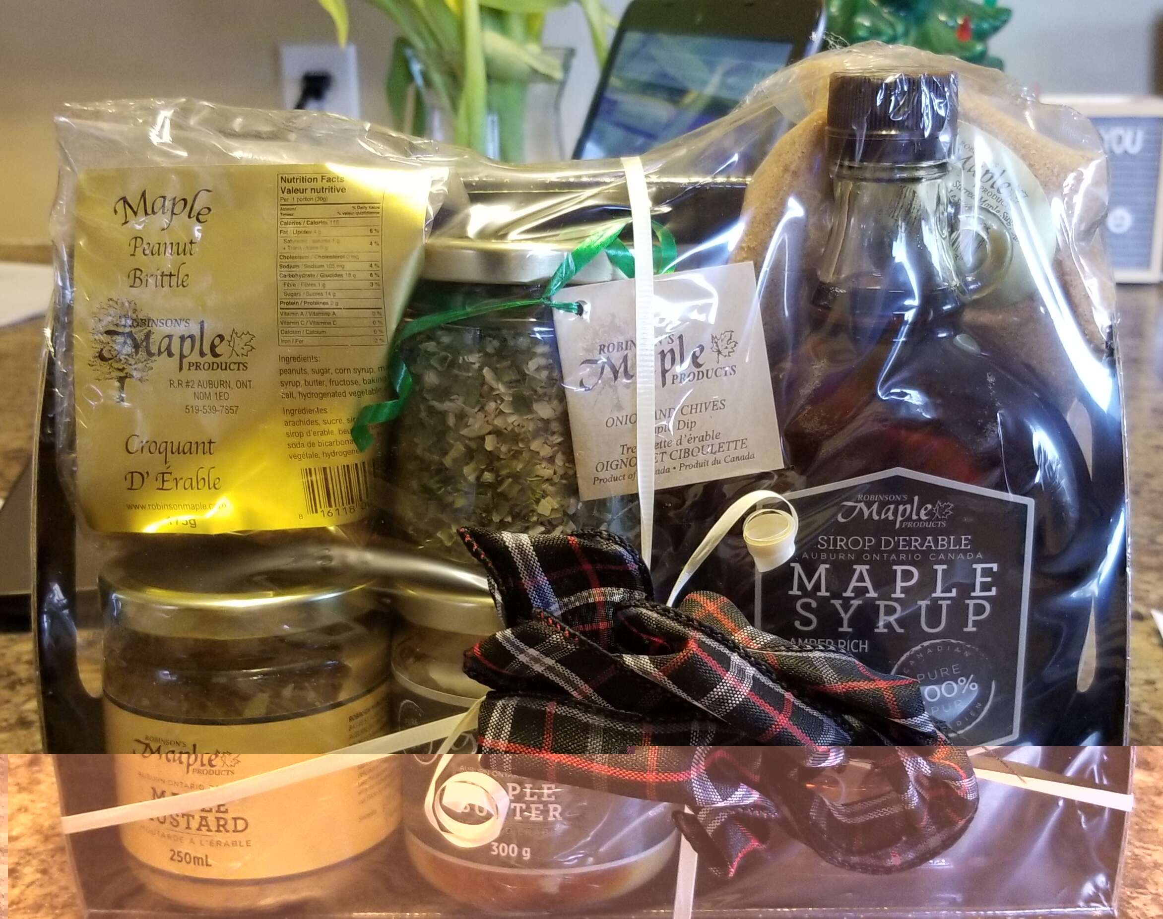 Robinson's Maple Syrup Gift Basket